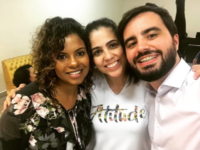 Nívea Soares